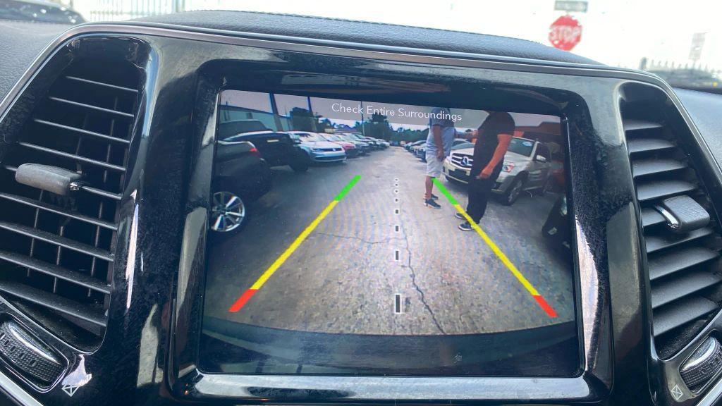 used 2019 Jeep Cherokee car, priced at $10,999