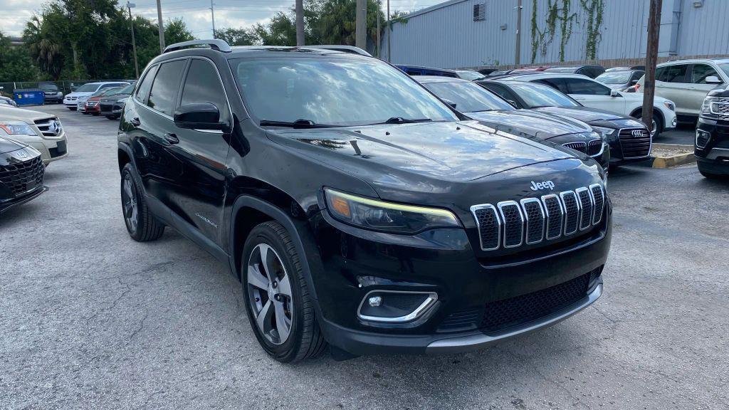 used 2019 Jeep Cherokee car, priced at $10,999