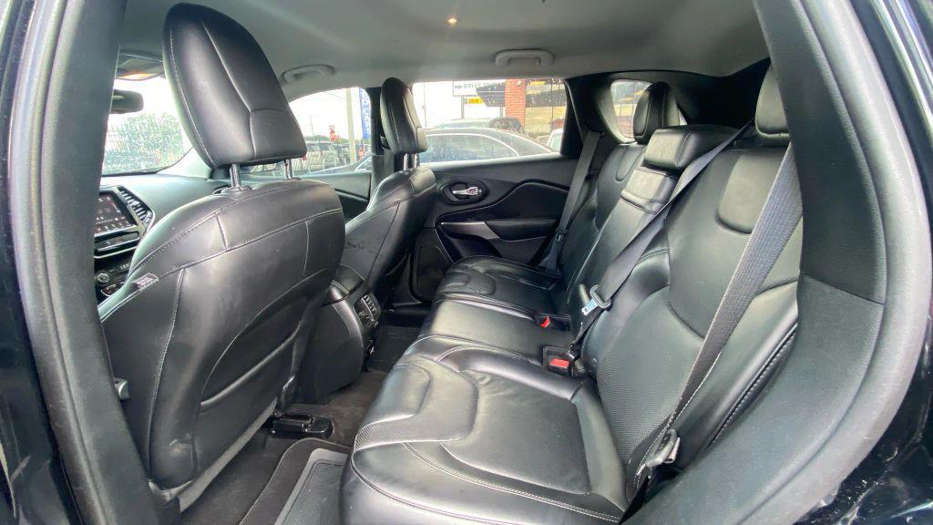 used 2019 Jeep Cherokee car, priced at $10,999