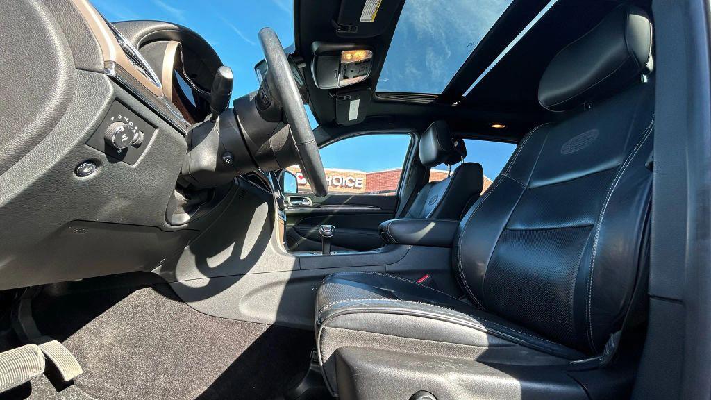 used 2015 Jeep Grand Cherokee car, priced at $11,999