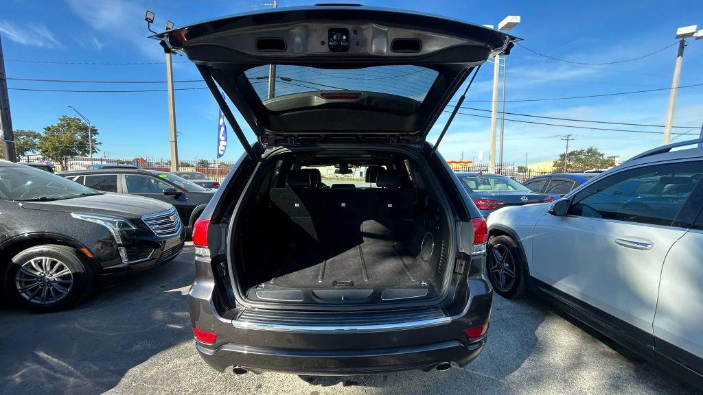 used 2015 Jeep Grand Cherokee car, priced at $11,999