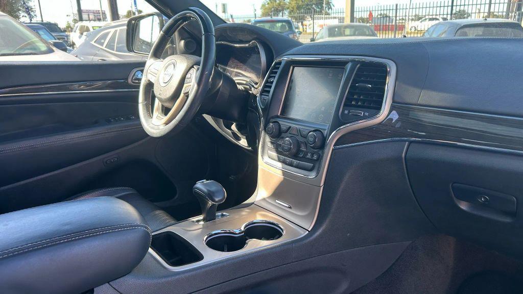 used 2015 Jeep Grand Cherokee car, priced at $11,999