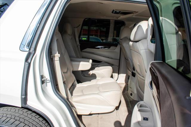 used 2015 Cadillac Escalade car, priced at $15,999