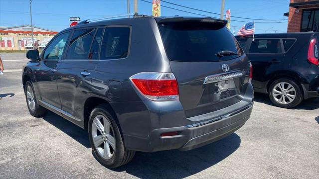 used 2012 Toyota Highlander car, priced at $11,999