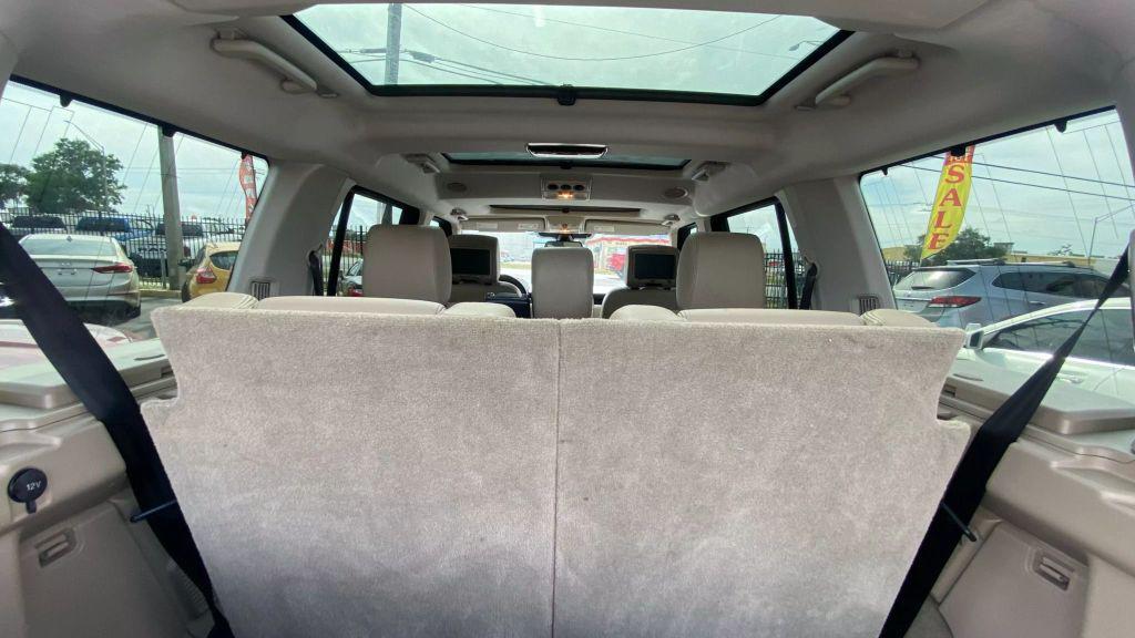 used 2015 Land Rover LR4 car, priced at $15,999