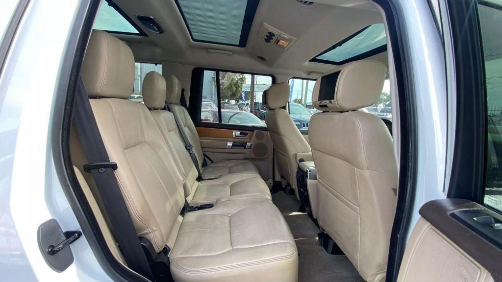 used 2015 Land Rover LR4 car, priced at $15,999