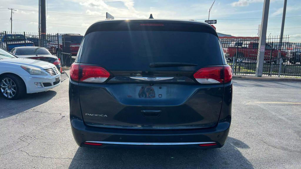 used 2020 Chrysler Pacifica car, priced at $11,499