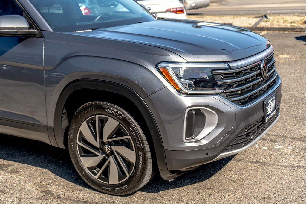 used 2024 Volkswagen Atlas car, priced at $32,977