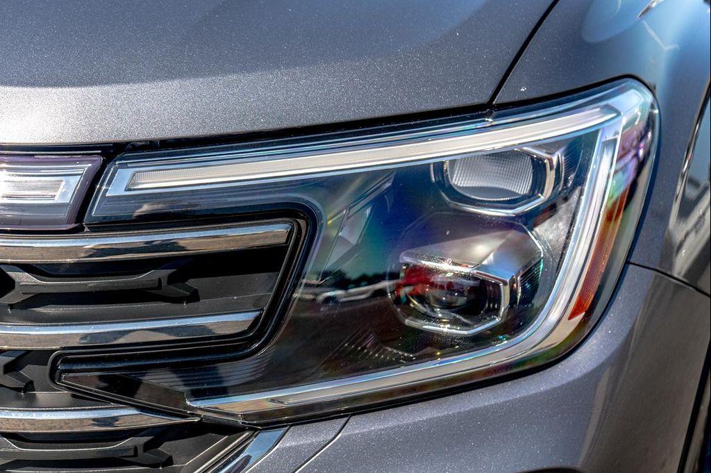 used 2024 Volkswagen Atlas car, priced at $32,977