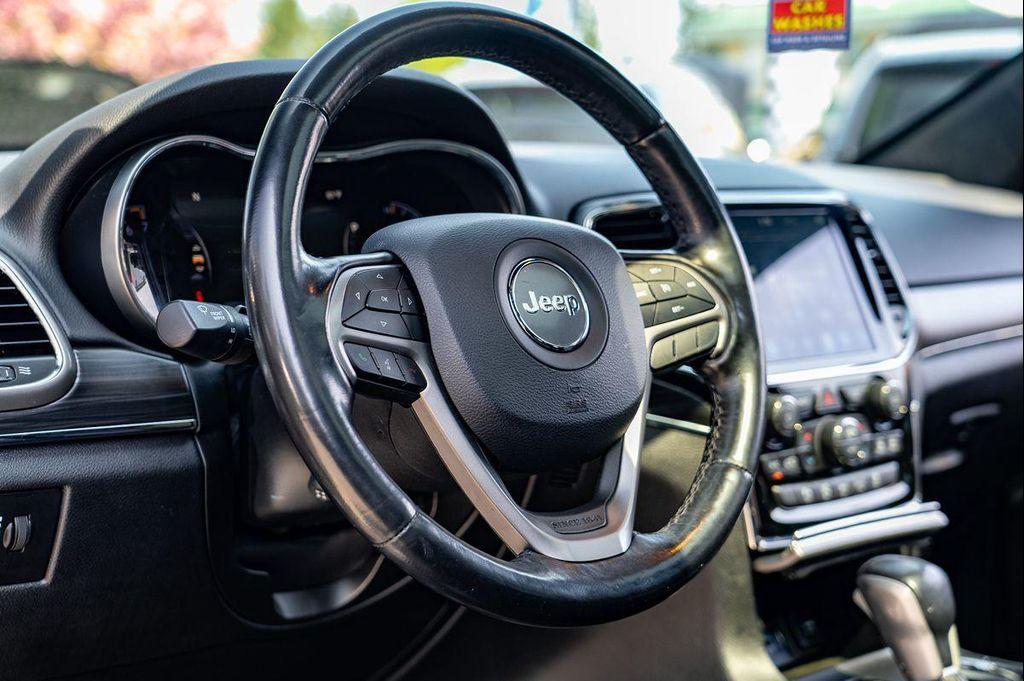 used 2020 Jeep Grand Cherokee car, priced at $16,977