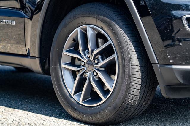 used 2020 Jeep Grand Cherokee car, priced at $19,577