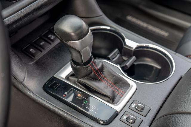 used 2019 Toyota Highlander car, priced at $30,977