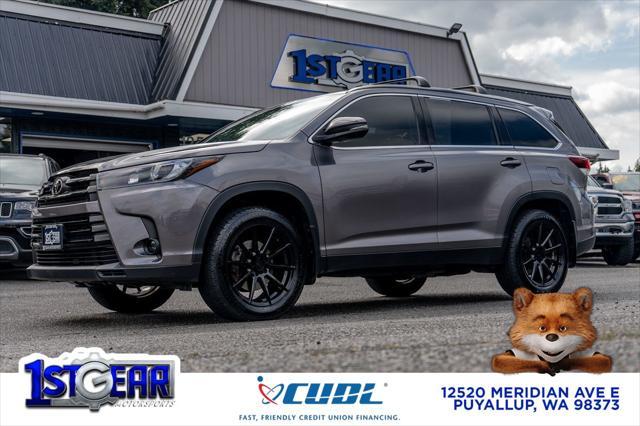 used 2019 Toyota Highlander car, priced at $30,977
