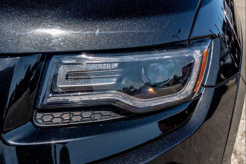 used 2015 Jeep Grand Cherokee car, priced at $37,977
