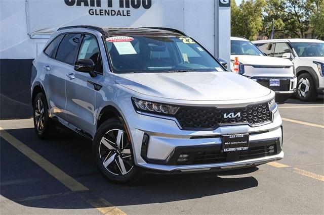 used 2022 Kia Sorento car, priced at $29,657