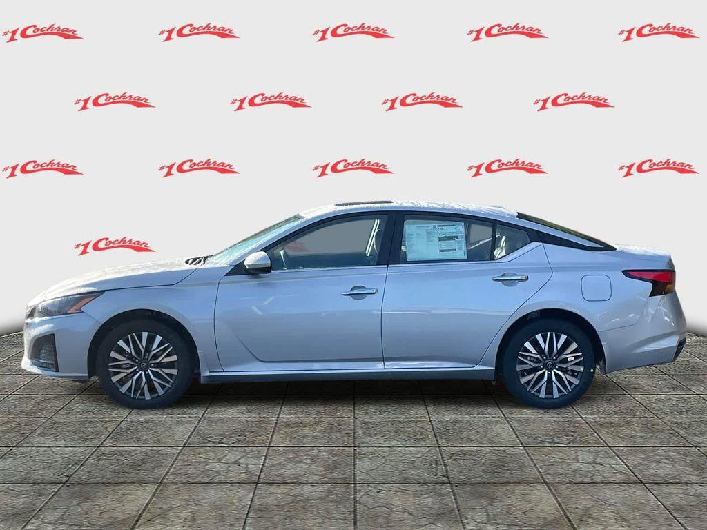 new 2025 Nissan Altima car, priced at $31,101