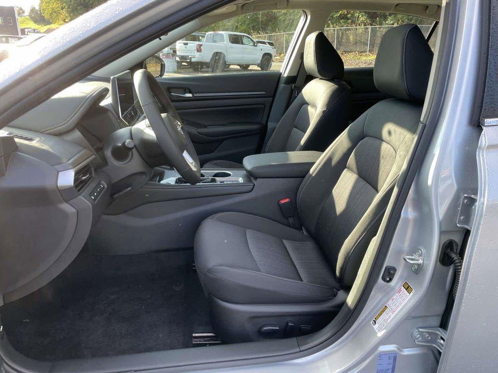 new 2025 Nissan Altima car, priced at $31,101