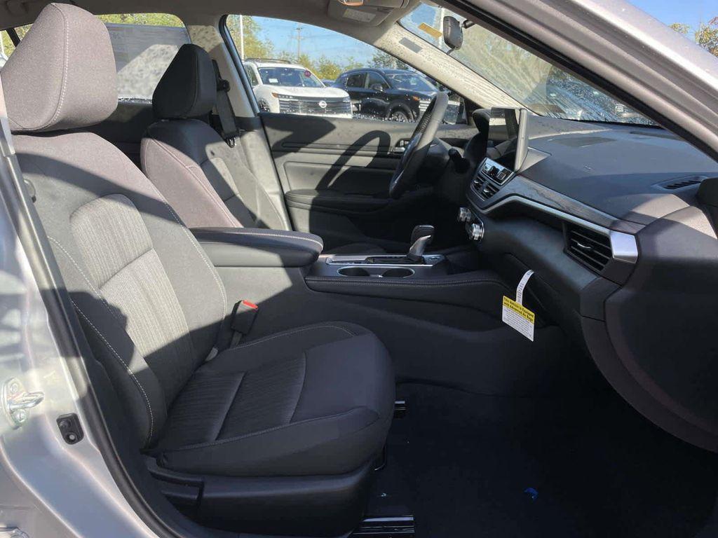 new 2025 Nissan Altima car, priced at $31,101