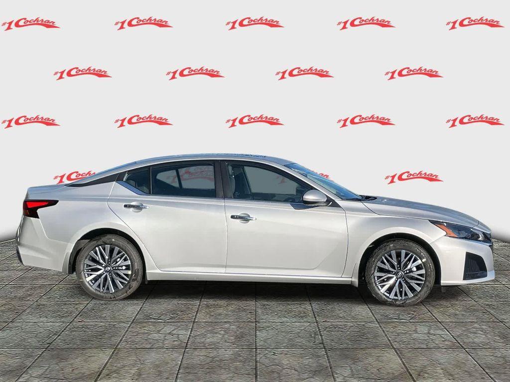 new 2025 Nissan Altima car, priced at $31,101