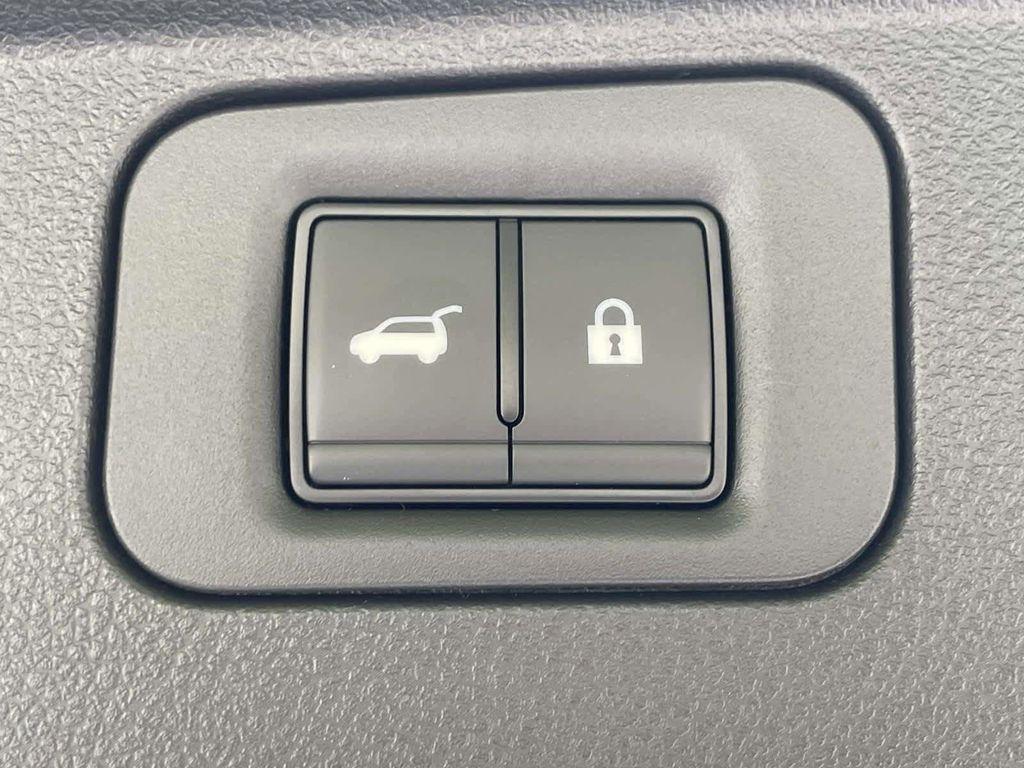 new 2025 Nissan Armada car, priced at $68,404
