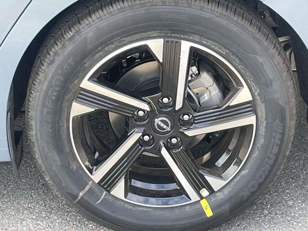 new 2025 Nissan Sentra car, priced at $23,275