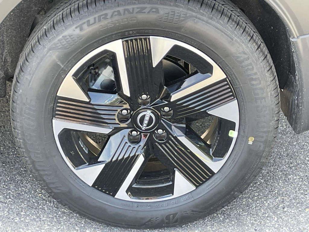new 2026 Nissan Kicks car, priced at $29,390