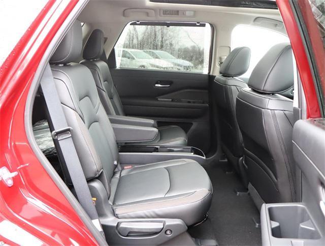 new 2025 Nissan Pathfinder car, priced at $48,714
