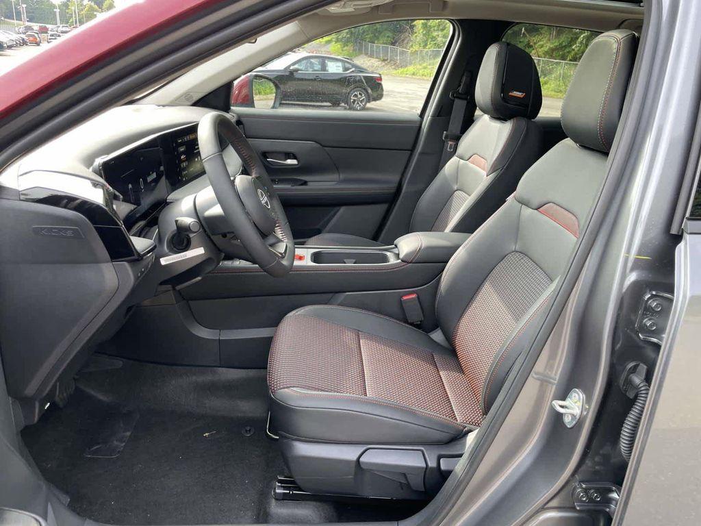 new 2025 Nissan Kicks car, priced at $30,157