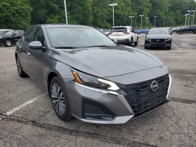 used 2023 Nissan Altima car, priced at $24,999