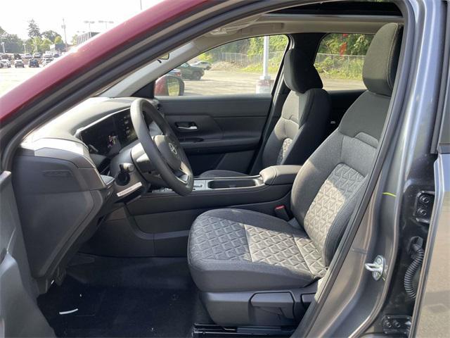 new 2025 Nissan Kicks car, priced at $27,683