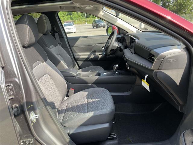 new 2025 Nissan Kicks car, priced at $27,683