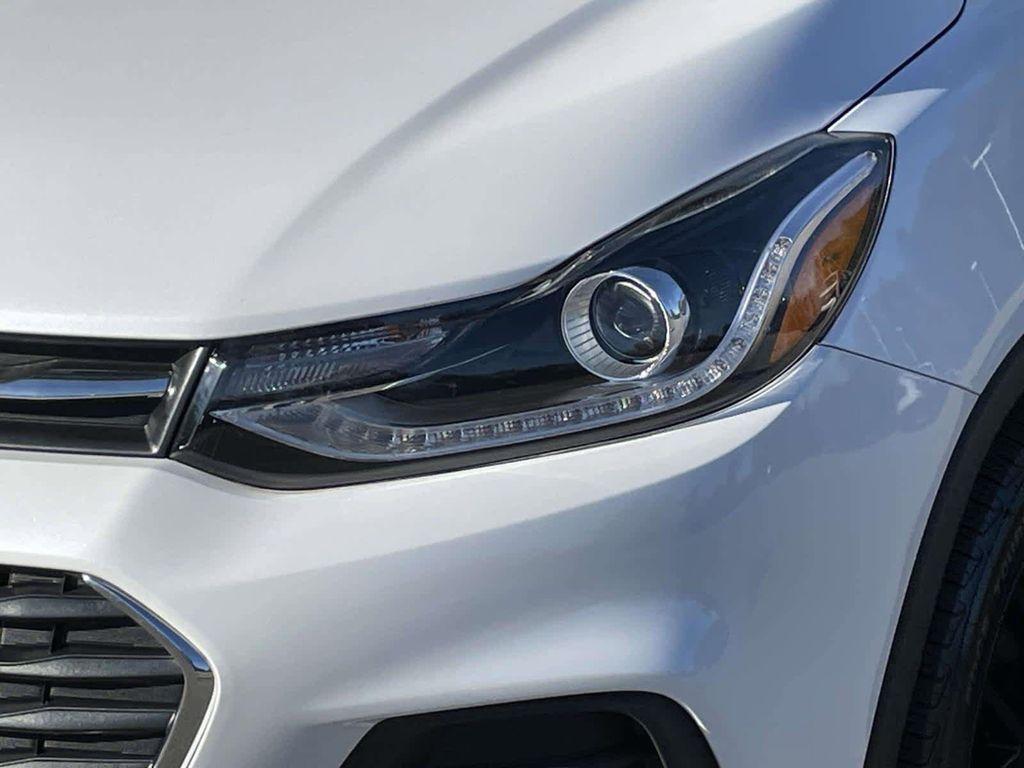 used 2022 Chevrolet Trax car, priced at $18,894