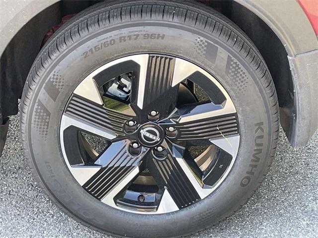 new 2025 Nissan Kicks car, priced at $28,483