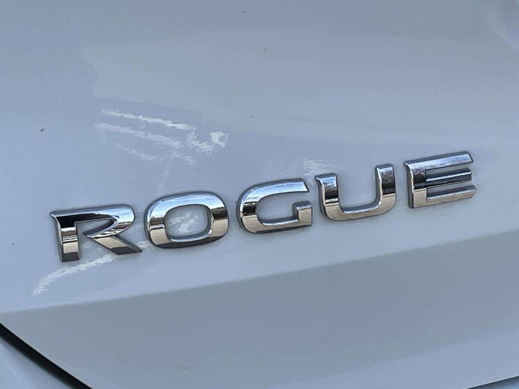used 2017 Nissan Rogue car, priced at $10,492