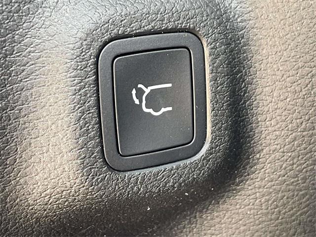 used 2022 Jeep Compass car, priced at $25,515