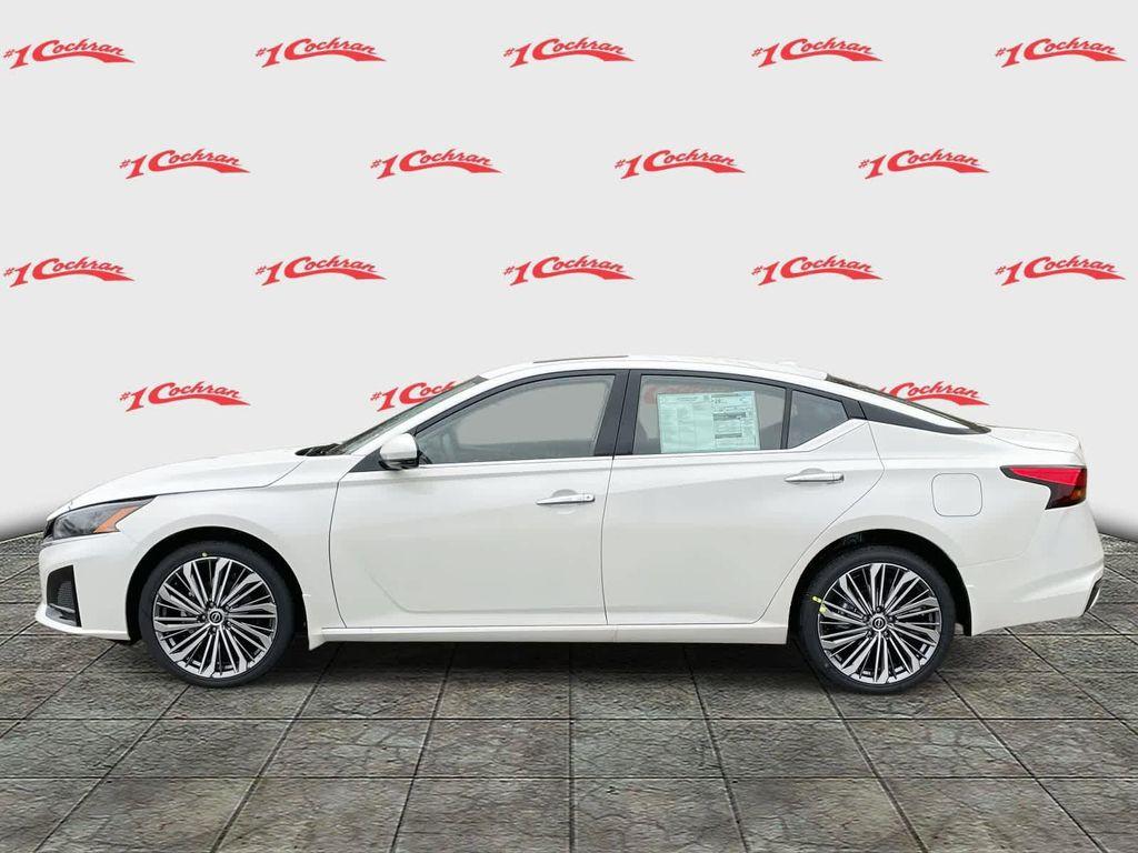 new 2025 Nissan Altima car, priced at $34,394