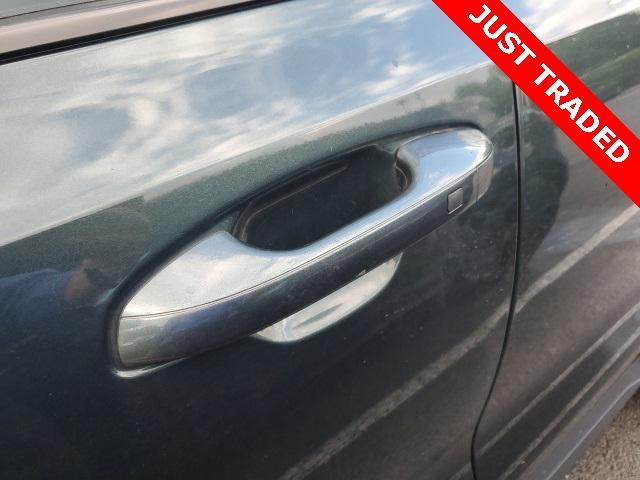 used 2023 Kia Sorento car, priced at $28,459