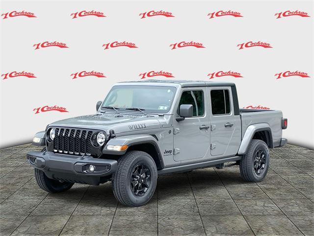 used 2022 Jeep Gladiator car, priced at $31,382