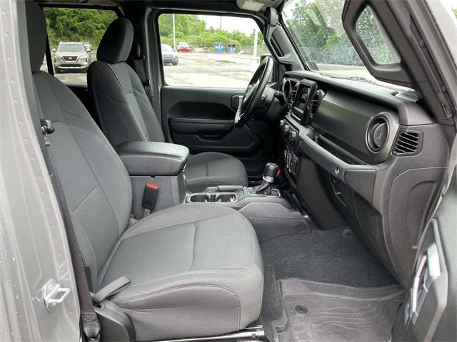 used 2022 Jeep Gladiator car, priced at $31,382
