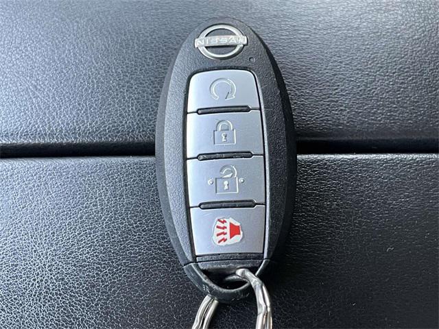 used 2022 Nissan Rogue car, priced at $21,991