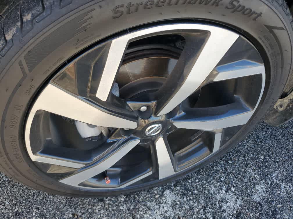 used 2022 Nissan Rogue Sport car, priced at $22,610