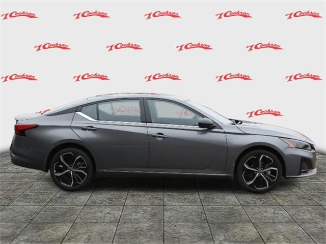 new 2025 Nissan Altima car, priced at $33,572
