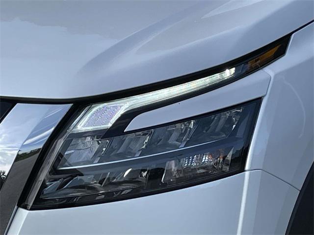 new 2025 Nissan Pathfinder car, priced at $46,384