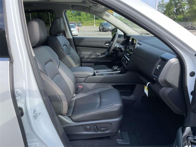 new 2025 Nissan Pathfinder car, priced at $46,384