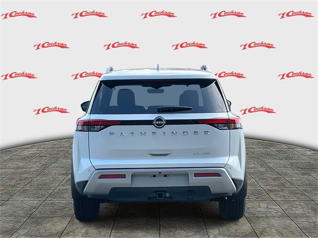 new 2025 Nissan Pathfinder car, priced at $46,384
