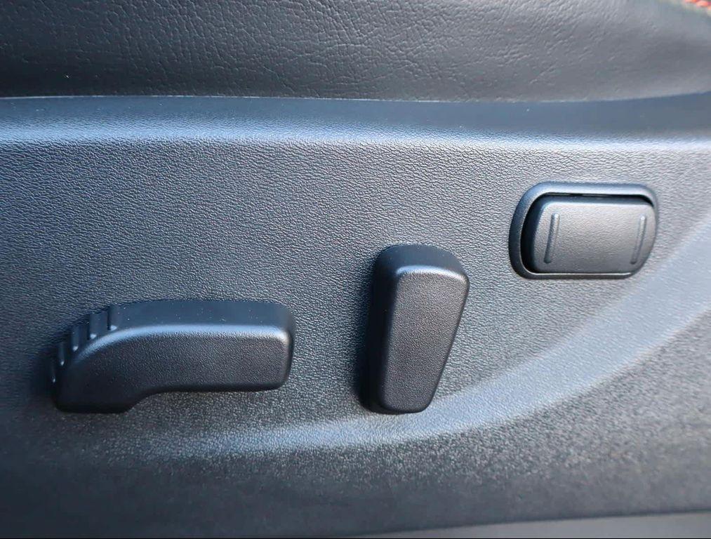 new 2025 Nissan Frontier car, priced at $47,784