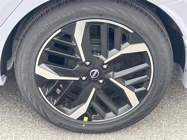 new 2025 Nissan Versa car, priced at $23,053