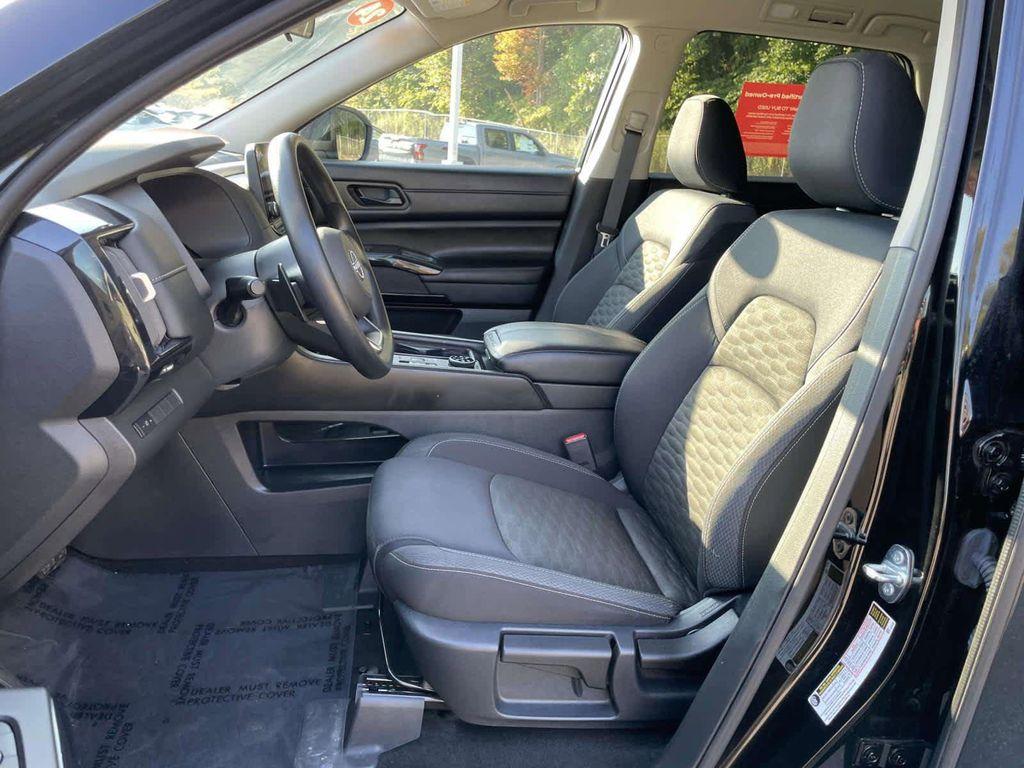 used 2024 Nissan Pathfinder car, priced at $30,899