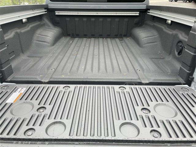 new 2025 Nissan Frontier car, priced at $43,912