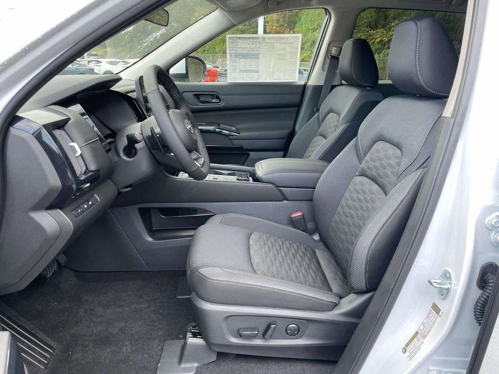 new 2025 Nissan Pathfinder car, priced at $36,468